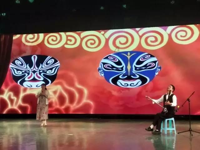 滑动蓝色方块选关版