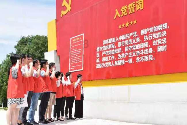 卡通汽车涂颜色