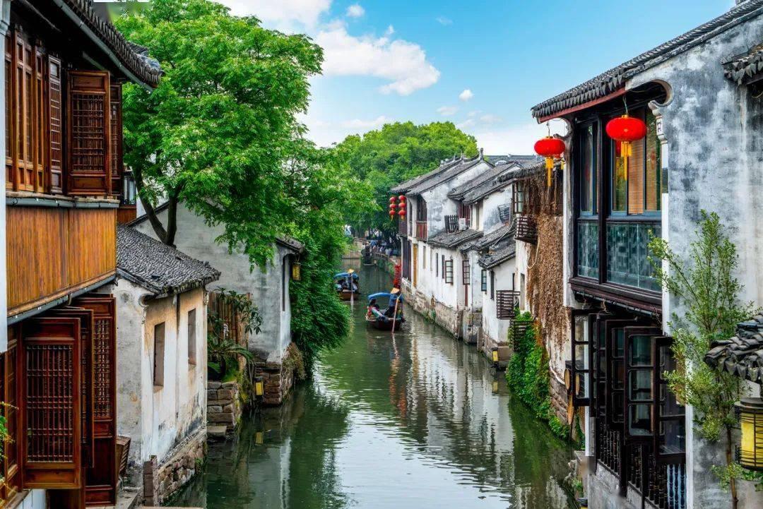 巧变同色