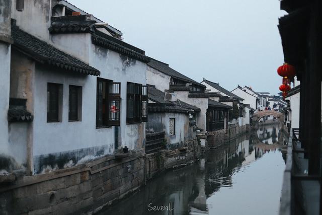 菲律宾总统重申坚持一个中国政策 外交部回应